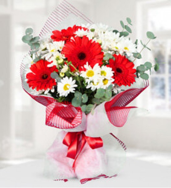 Krizantem ve Gerbera Buketi